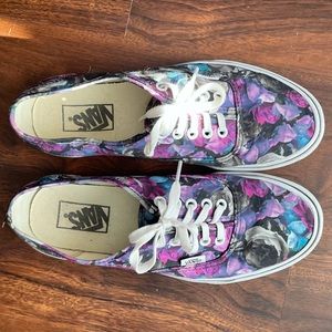VANS Classic Floral Sneakers.